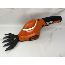 Уживані Акумуляторні універсальні садові ножиці-кущоріз BLACK+DECKER GSL700KIT