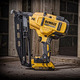 Цвяхозабивач акумуляторний DeWalt DCN660N під цвяхи 32 - 63 мм (DCN660N)