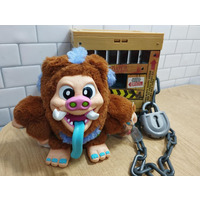 Б/В Інтерактивний монстр в клітці