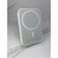 Б/В Повербанк 10000 mAh White