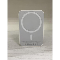 Б/В Безпроводова зарядка PowerBank Apple MagSafe